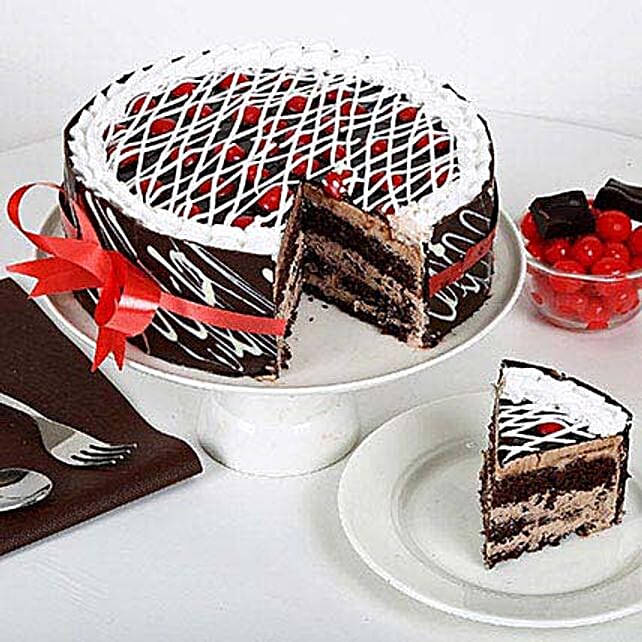 Gift of Enchantment Cake 1kg Eggless