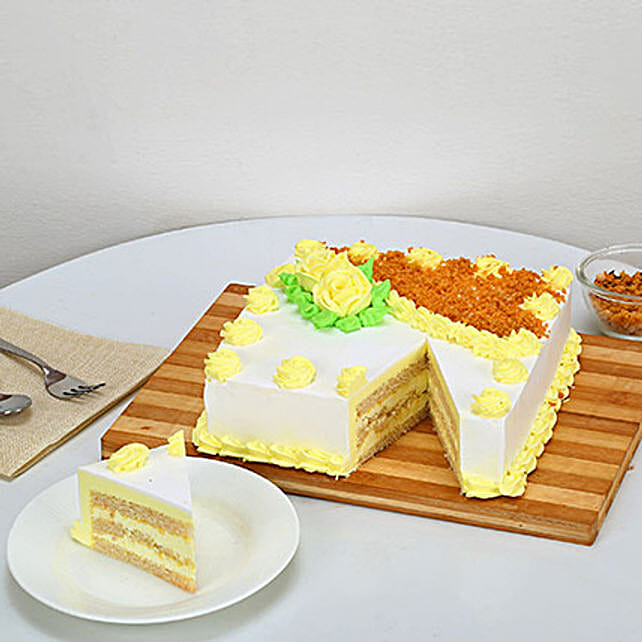 Rectangular Butterscotch Treat 2kg Eggless