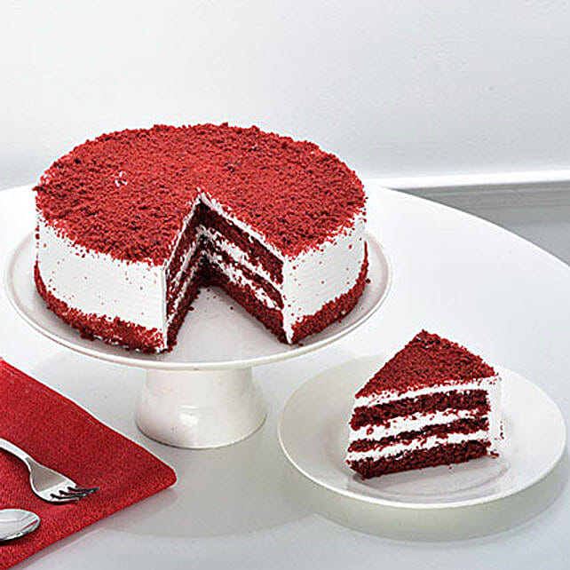 Red Velvet Fresh Cream Cake 1kg Eggless