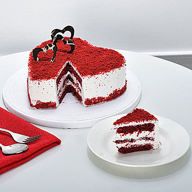 Red Velvet Heart Cake 2kg Eggless