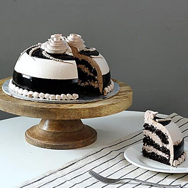 Special Chocolate Cake Half kg Eggless