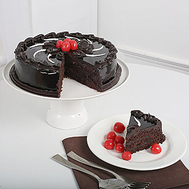 Truffle Cake 2kg Eggless